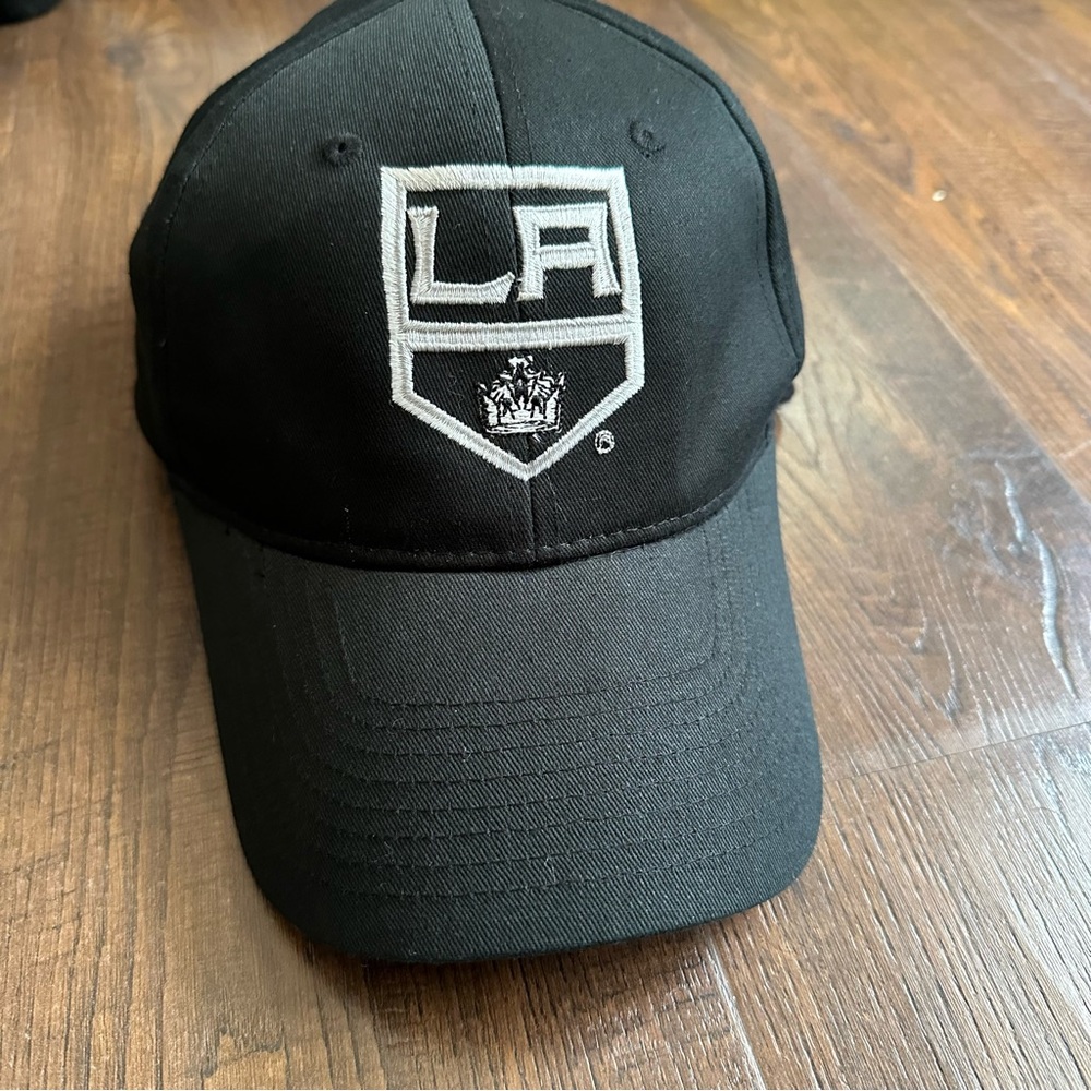 Black LA Kings Baseball Cap